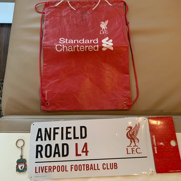 Liverpool LFC bundle - Picture 5 of 15